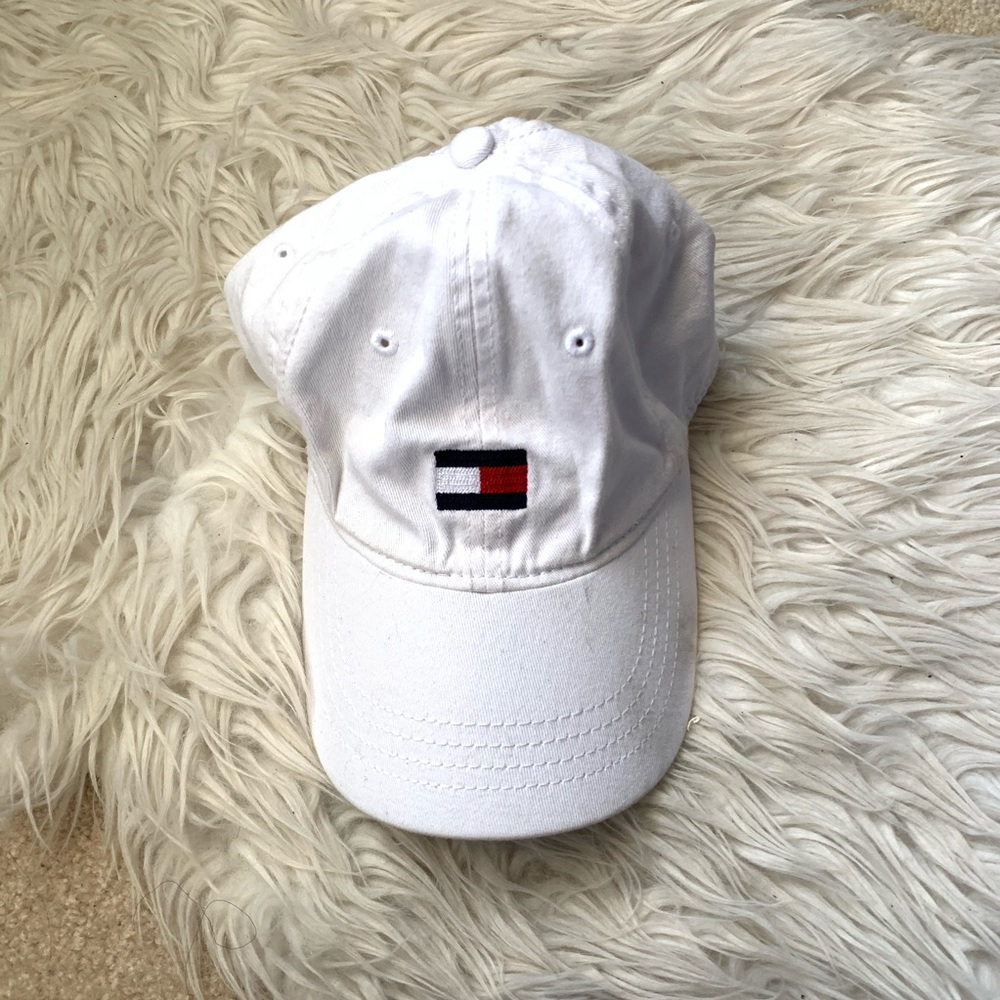 Tommy Hilfiger cap
